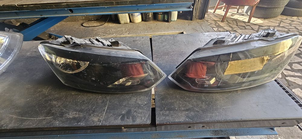 Farol esquerdo Volkswagen Polo de 2014 a 2017
