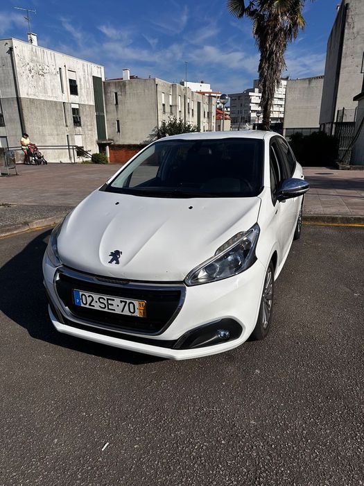 Peugeot 208 1.6 BlueHDi Access