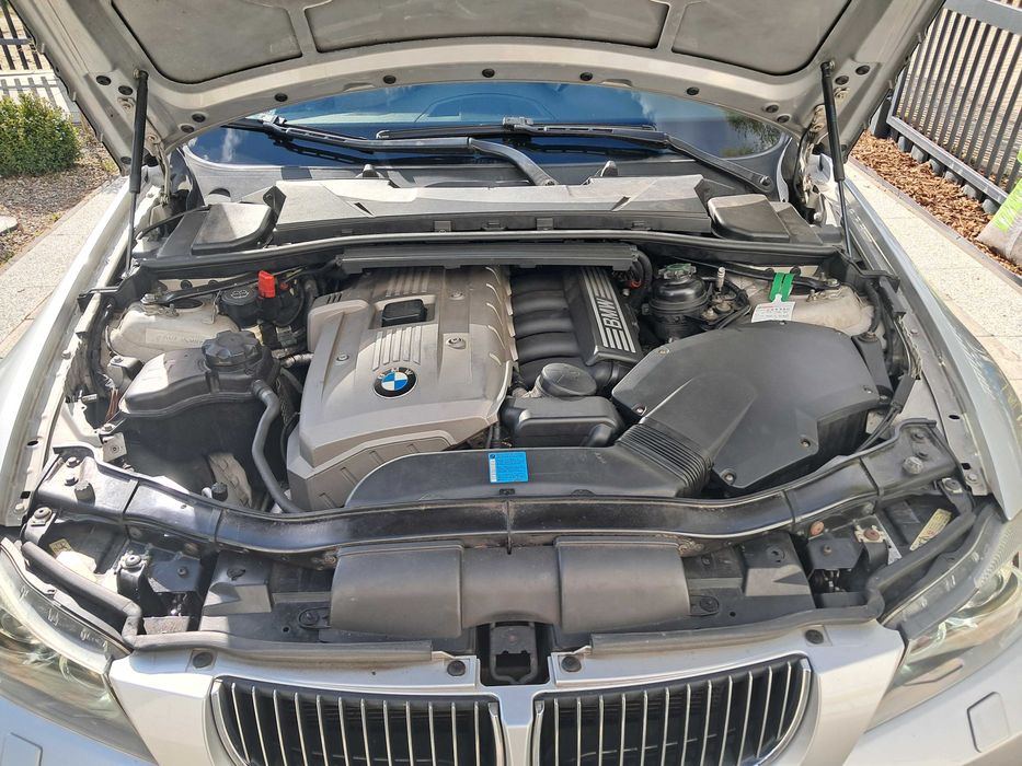 BMW E90 330XI 258 HP
