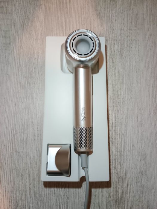 Suszarka do włosów jonizujaca YAIAWISU