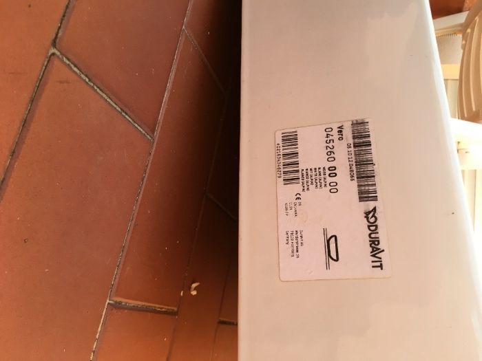 DURAVIT - NOVOS - 2 Lavatórios de pousar - MODELO VERO 045260