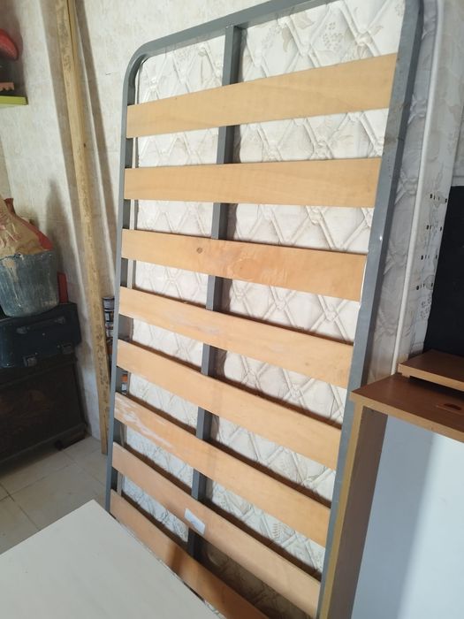 Cama Solteiro completa + colchão