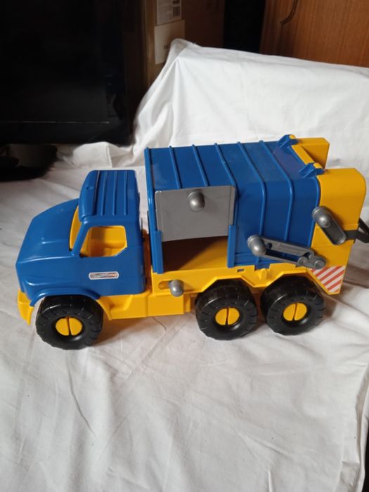 Іграшки дитячі - транспорт (лотом і окремо)