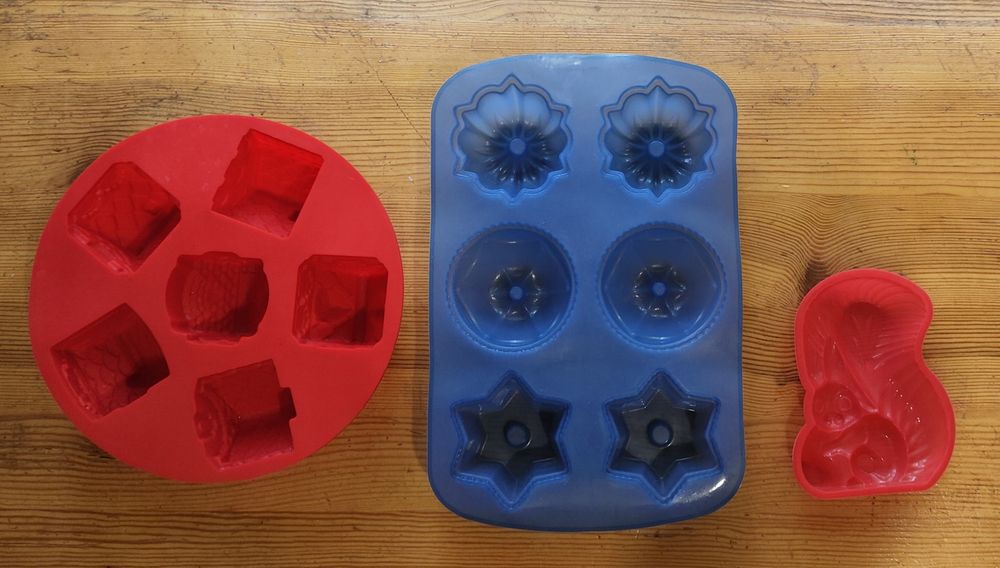 Силиконовые формы для выпечки.