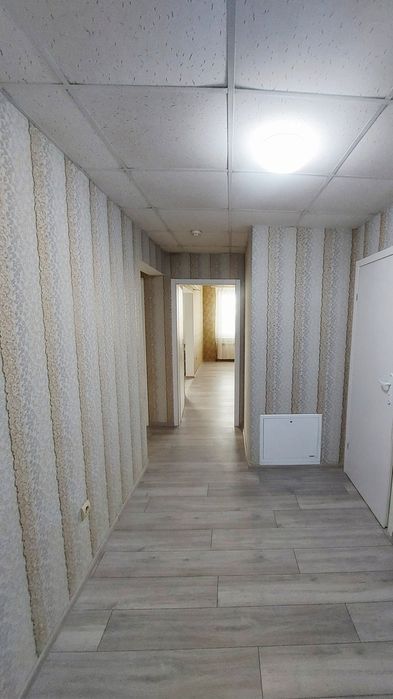 Продам 3-х кімнатну квартиру ЖК Олімпік.