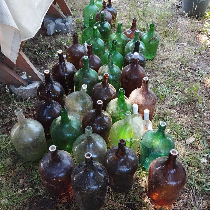 Garrafões de vidro