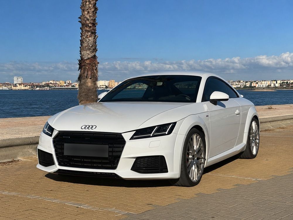 Audi TT Coupé