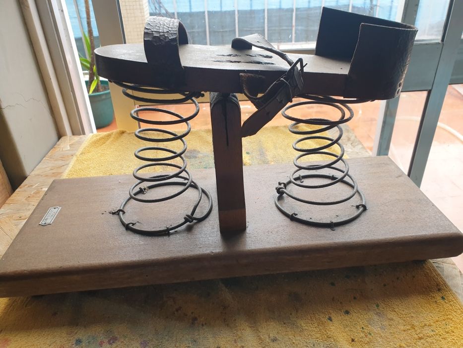 Aparelho antigo de ginastica