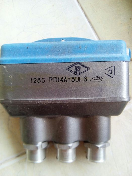 Радиодетали СССР из сундучка