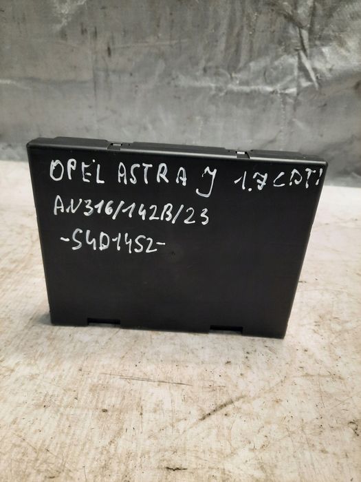 Moduł Sterownik Komfortu Opel Astra Iv J 13589056