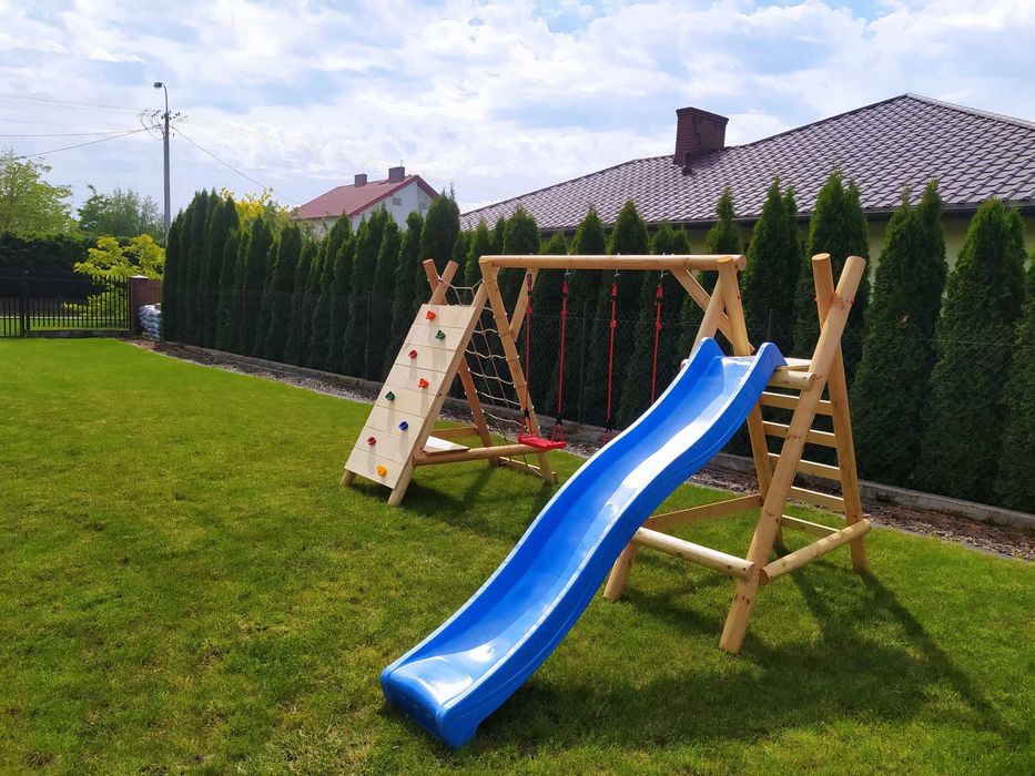 Drewniany Plac do Ogrodu SMERF WYSOKA Ścianka Ślizg 2Huśtawki