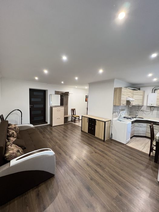 Продам 2к.квартира з газовим котлом. Меблі та техніка. Ушакова. Торг