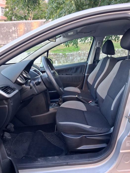 Peugeot 207 Open 1.4i-16v 5p+Ac 2008