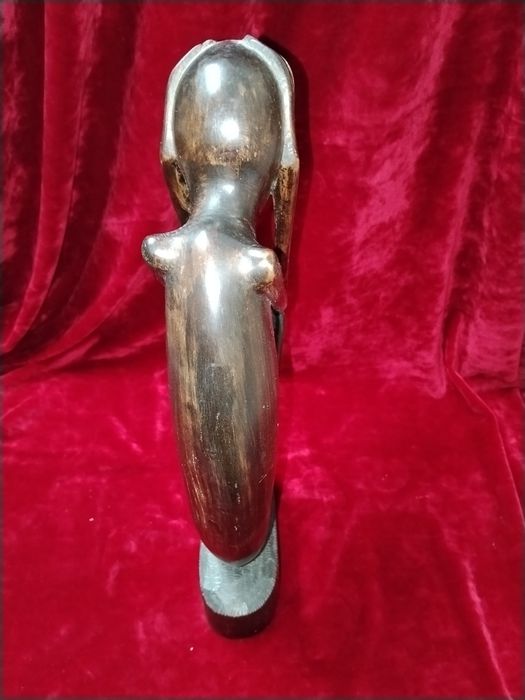 Conjunto de 3 estatuetas africanas
