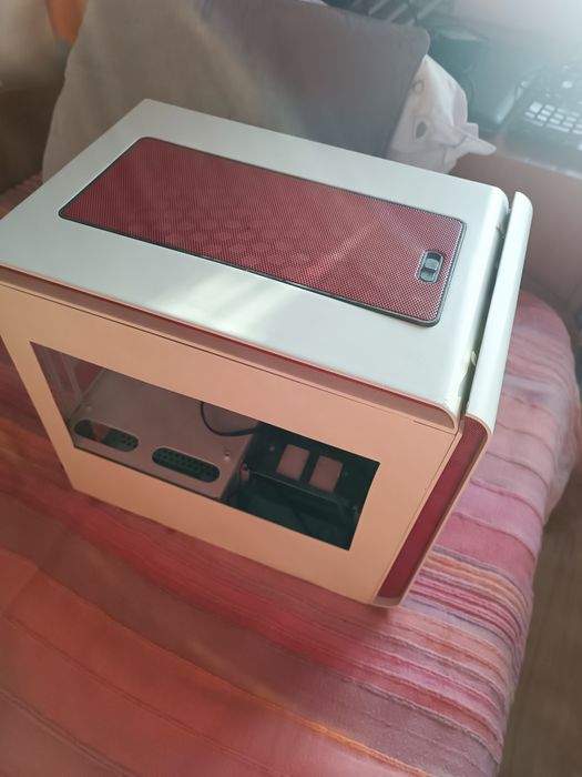 Caixa mini pc bitfenix