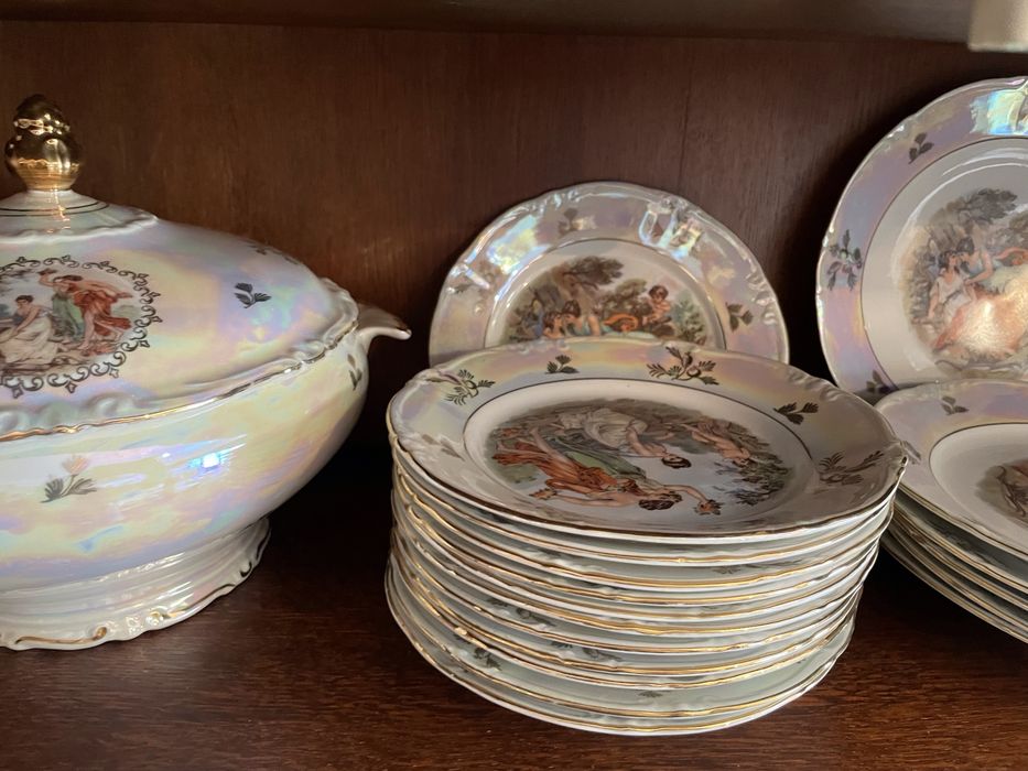 Сервиз столовый «Мадонна»