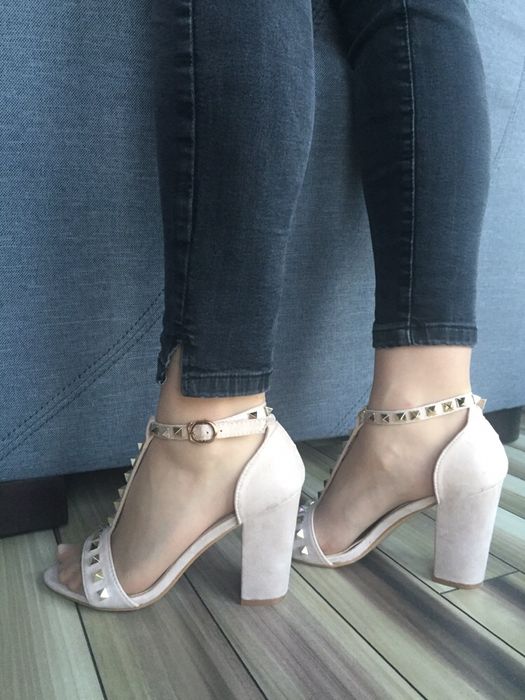 Eleganckie buty na wysokim obcasie