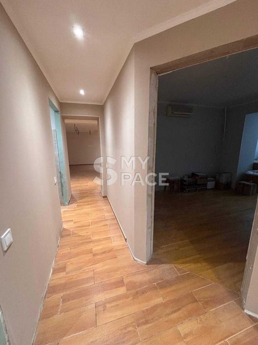 Продаж приміщення на вул. Янгеля, 4 100м Шулявська КПІ