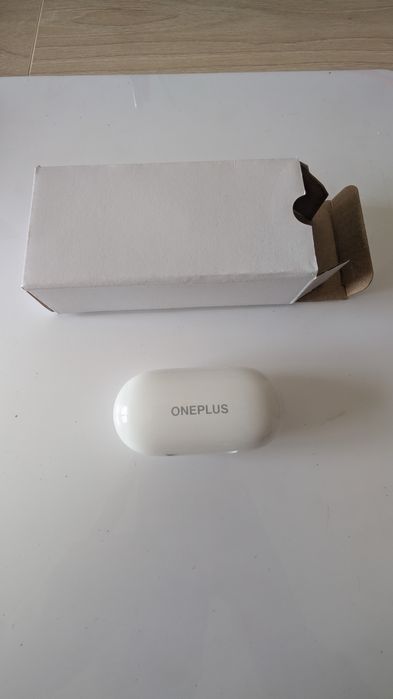 Auscultadores OnePlus Buds Z2