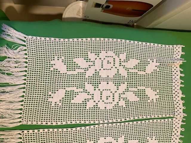 2 Lindos pares de cortinas brancas de crochet