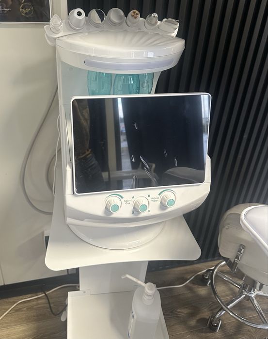 Kombajn kosmetyczny 7w 1 hydroderm