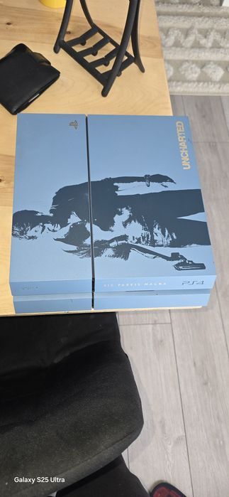 PS4 Fat 1TB Uncharted
