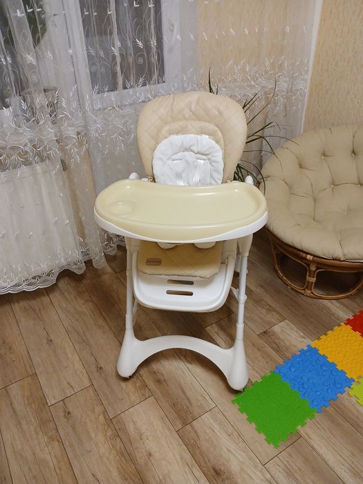 Стільчик для годування Carello Caramel