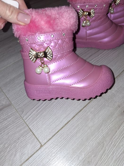 Зимові чобітки для дівчинки