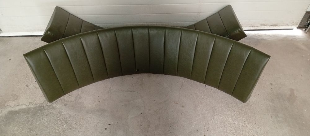 Sofá retro novo para montar. Por favor ler anúncio