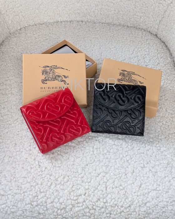 Кожаный женский маленький красивый кошелек Burberry. Шкіряний гаманець