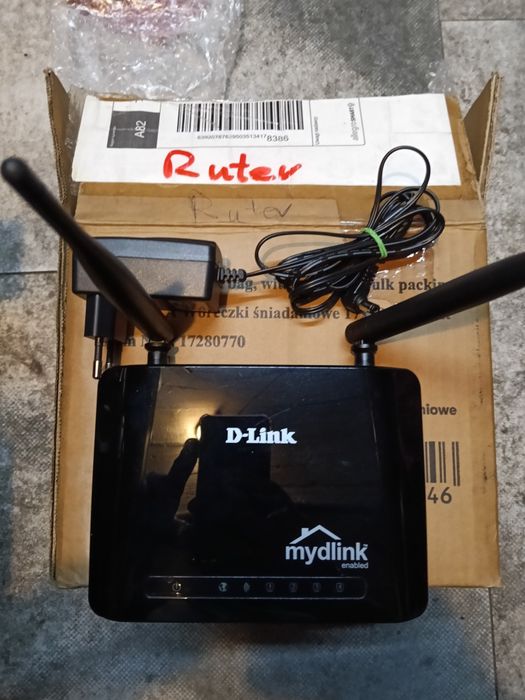Ruter D-link dir605L