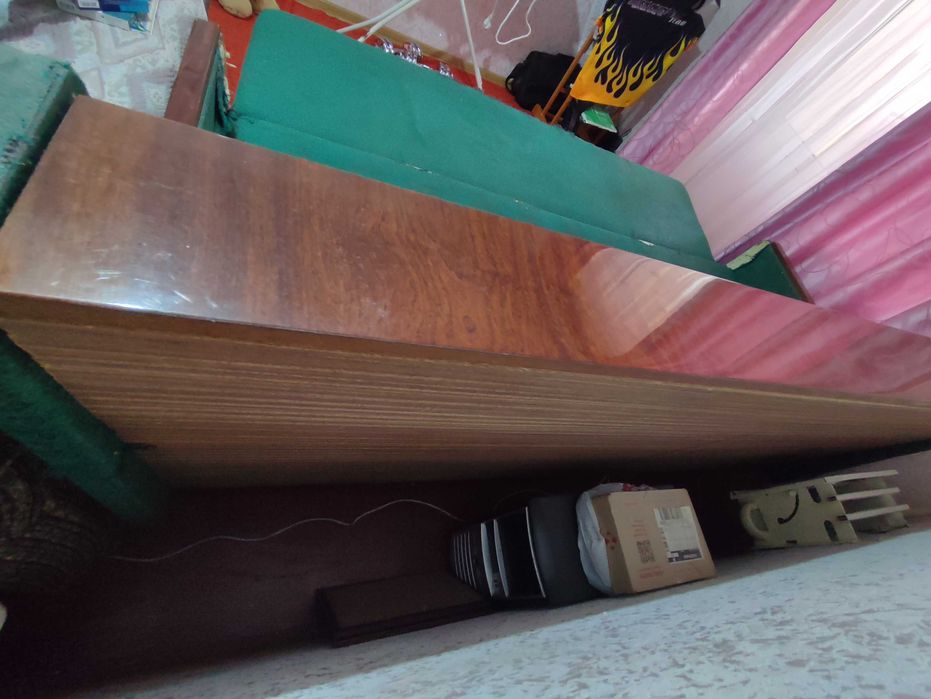 Продам б/у диван