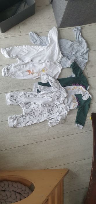 4 pajace chłopiece r.68