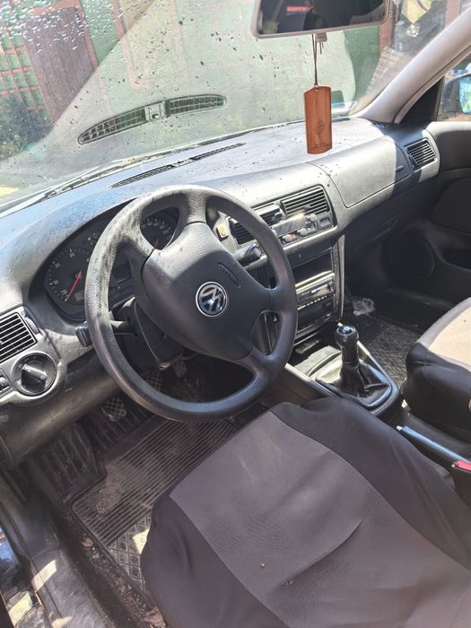 Volkswagen Golf 4