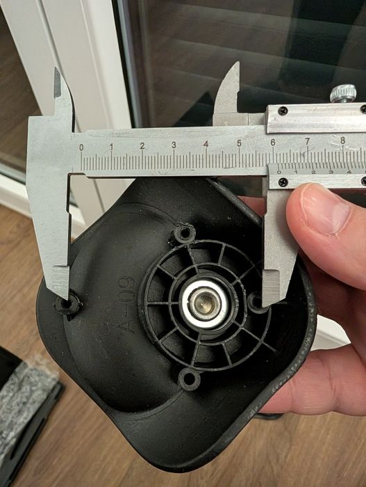 Kółka walizki A-09