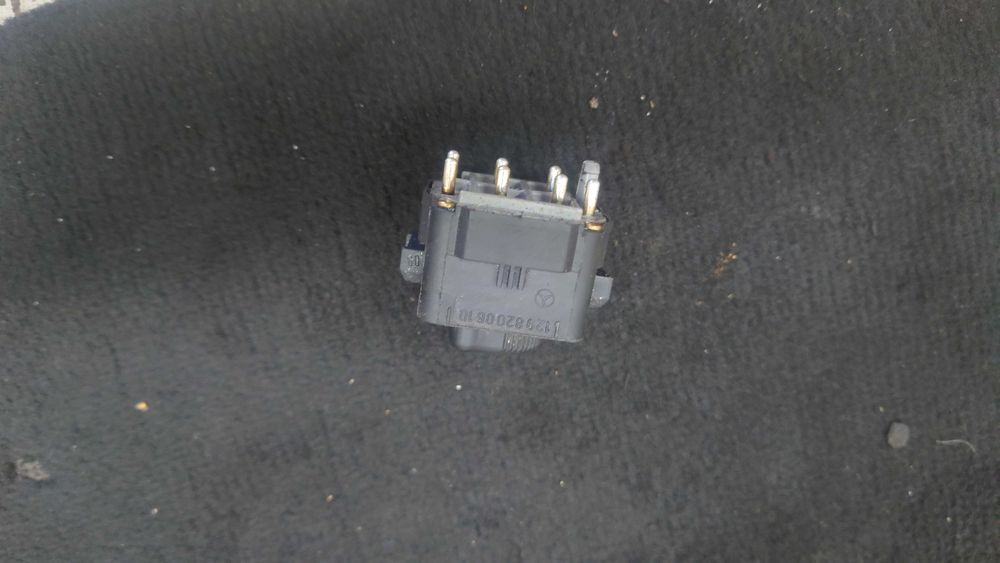 Mercedes W124 Przełącznik Sterowania Lusterek