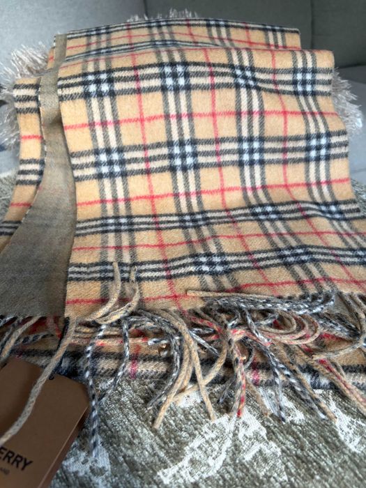 Burberry  klasyczny  Szal/szalik kaszmirowy dwustronny Vintage Check 100% kaszmir