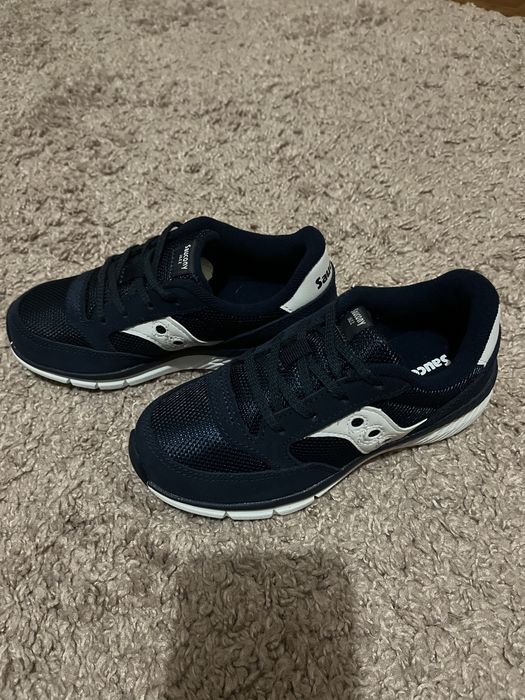 Продам кросівки.Весна.Розмір 29.