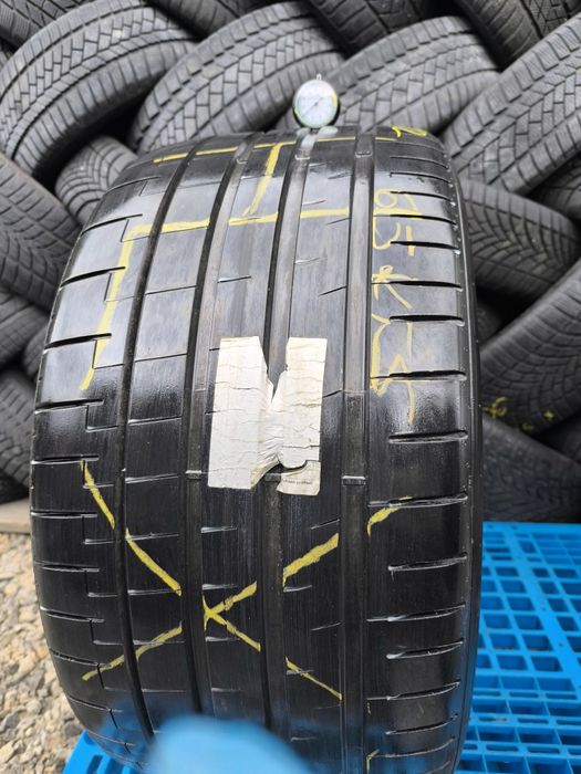 *Opona Pirelli P zero 325/30/22 pojedynka