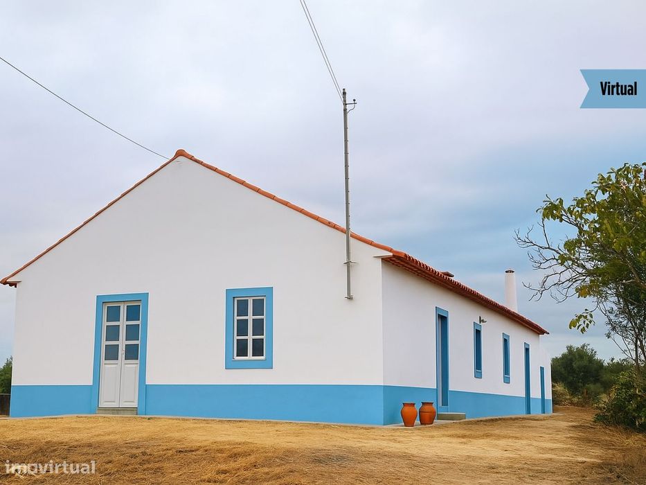 Moradia com terreno para recuperar