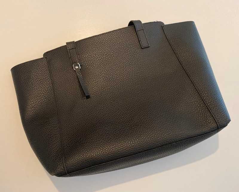 Mala grande preta Primark