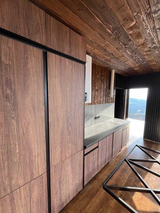 Продаж преміум котеджу в Карпатах — ідеальна інвестиція!