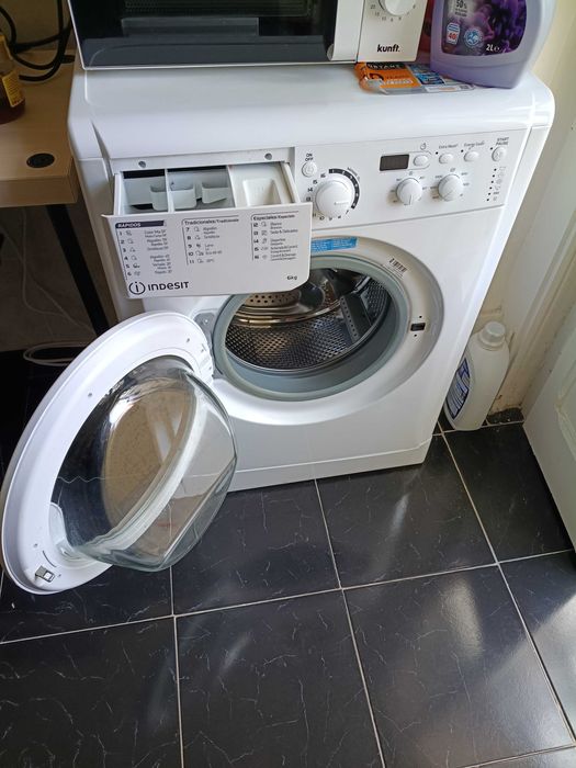 Máquina de lavar Indesit EWD 61051 W SPT N 6 Kg