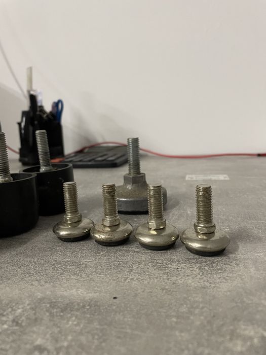 Ножки для оборудования