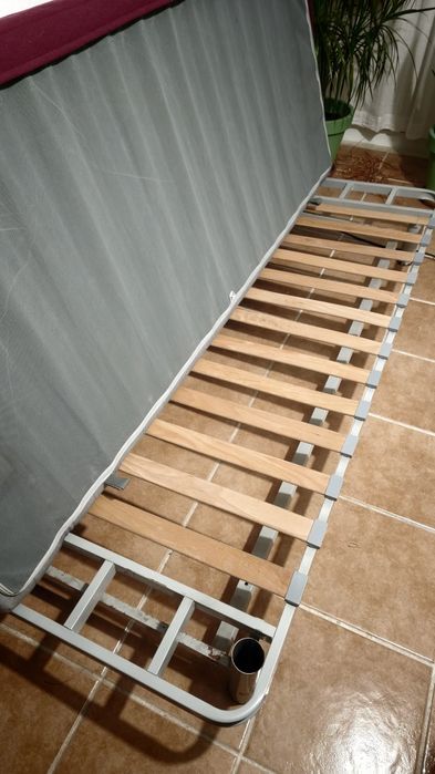 sofá cama IKEA cor beringela
