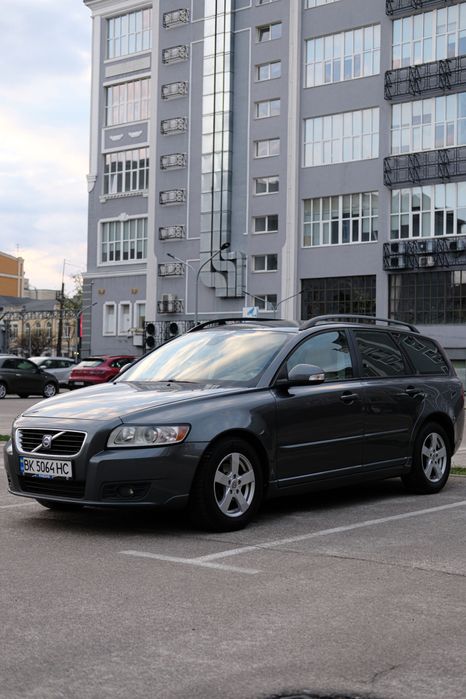 Авто Volvo V50 1,6D