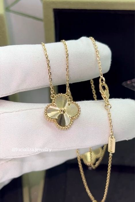 Золотое Колье в стиле Vintage Alhambra