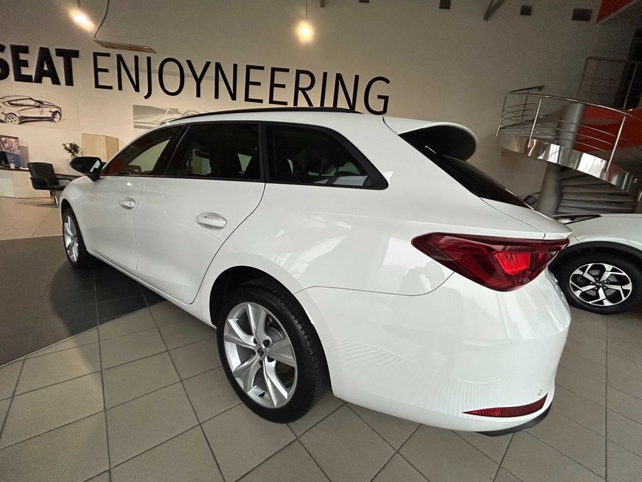 Новий SEAT Leon 2025 FR 1.5 eTSI mHEV DSG (150 к.с.)