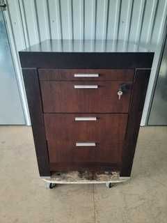 Móvel de escritório com gavetas Altamira em Wengué