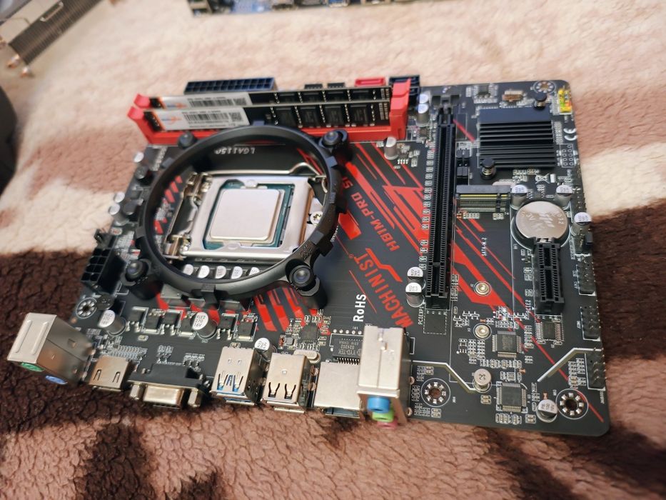 Комплект s1150 i7 Intel Xeon 1246v3 + H81 + 16GB DDR3